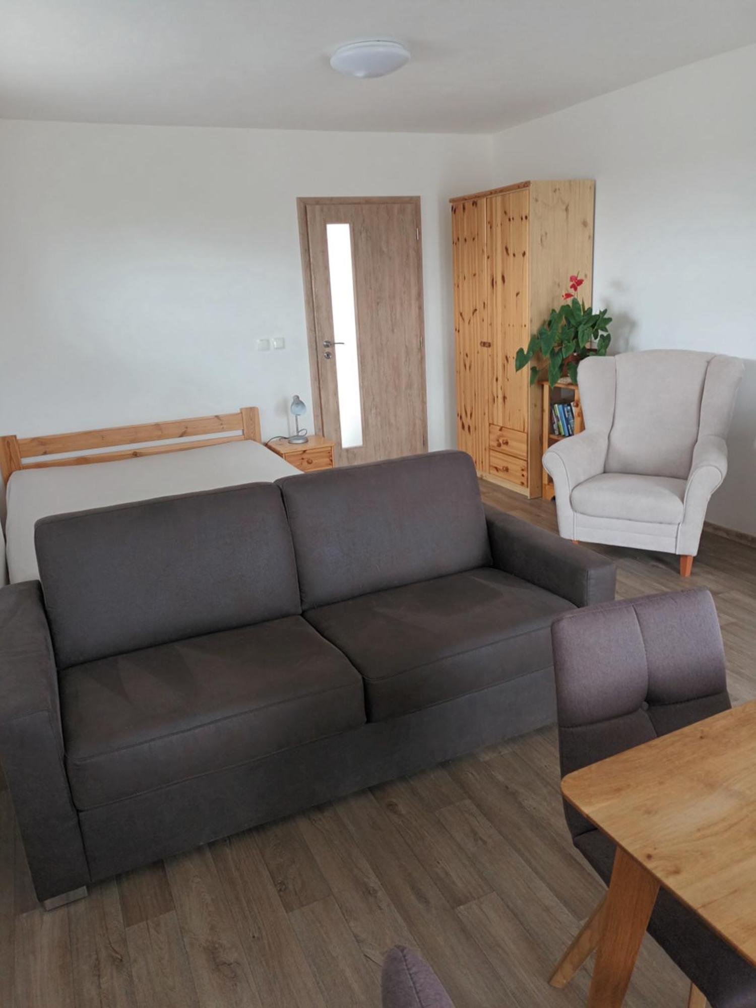 Penzion Na Samotach Appartement Jindřichův Hradec Buitenkant foto