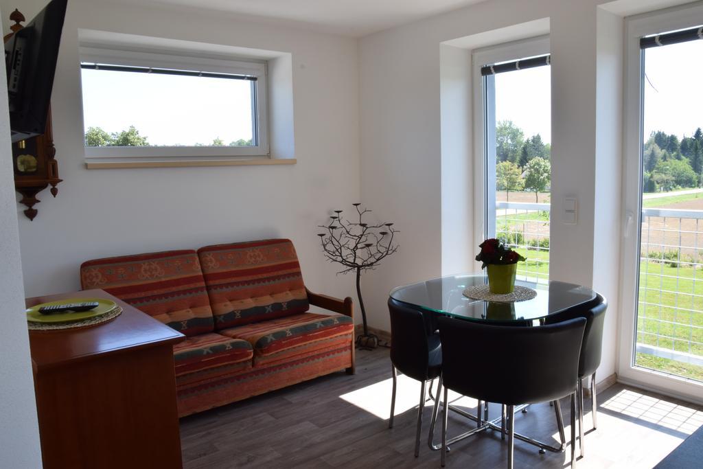 Penzion Na Samotach Appartement Jindřichův Hradec Buitenkant foto